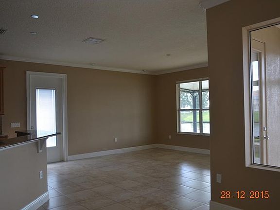 5th image of 2610 Breaker Ln