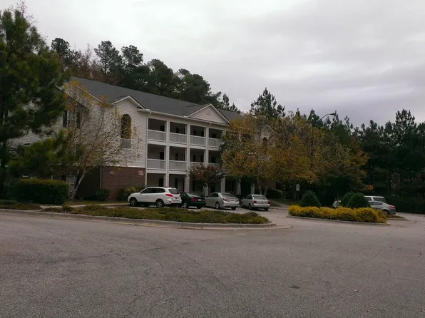 2800 Trailwood Pines Ln, Raleigh, NC