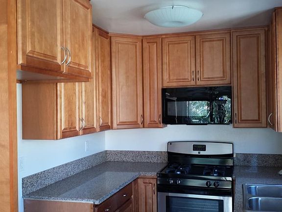 3rd image of 18149 Sundowner Way Unit 934