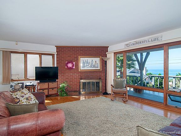 5th image of 829 Cornish Dr