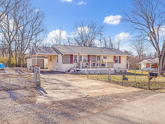 3rd image of 113 Rebecca Ln