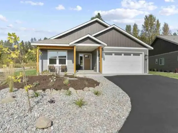 111 Hanson Ct, Dover, ID 83825