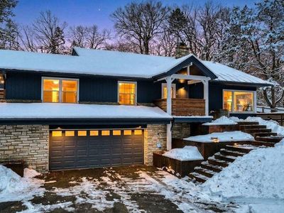 11521 Park Ridge Dr W, Minnetonka, MN, 55305