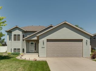 1254 39th Ave S, Moorhead, MN 56560