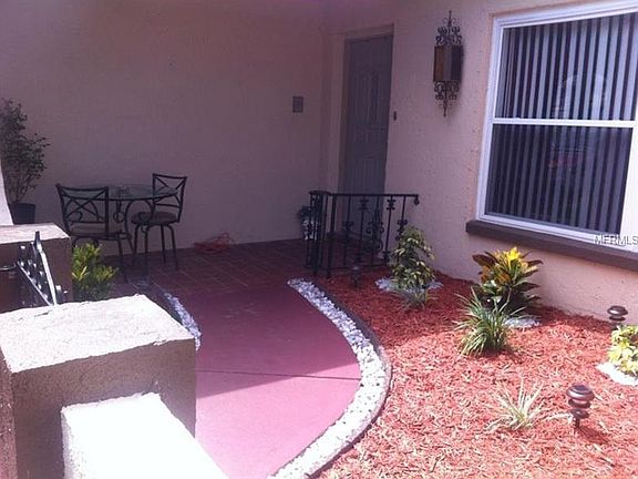 3rd image of 9139 Barrington Ln