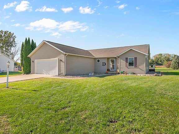 2nd image of 18151 Dundee Ct