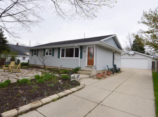 1115 Elizabeth St, Union Grove, WI 53182