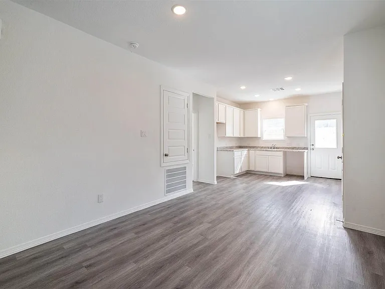 16743 Rover Ln — Photo 12