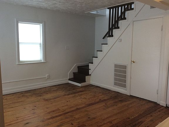 2nd image of 540 Wallace St #3