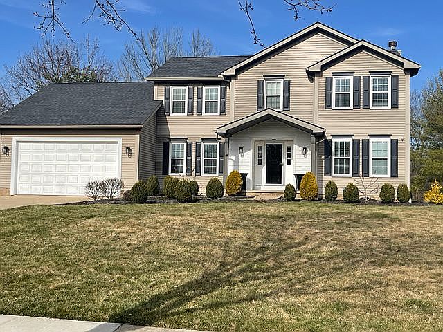 1st image of 649 Woodhaven Dr