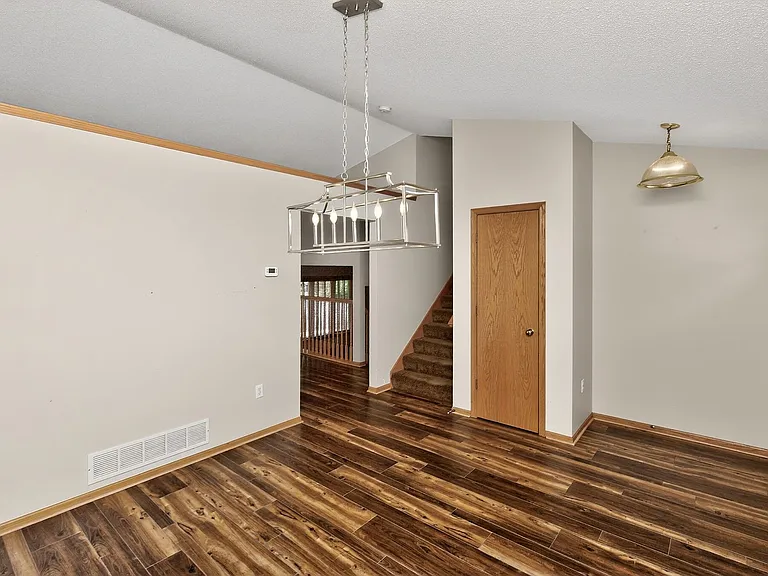 1695 SE Olson Dr — Photo 4