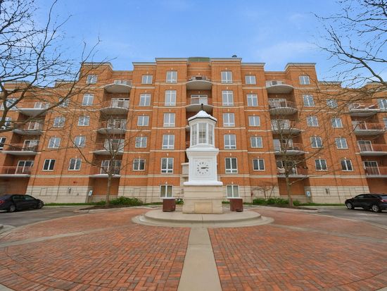 799 Graceland Ave Unit 404A, Des Plaines, IL 60016