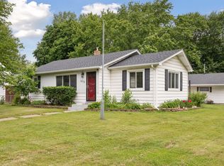 1475 Eldridge Ave E, Maplewood, MN 55109