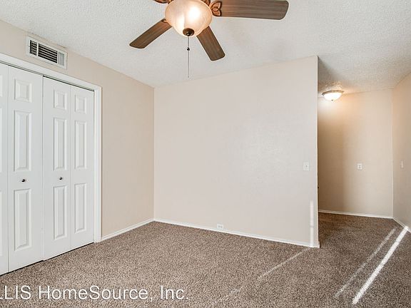 4th image of 97 Highland Park Ct