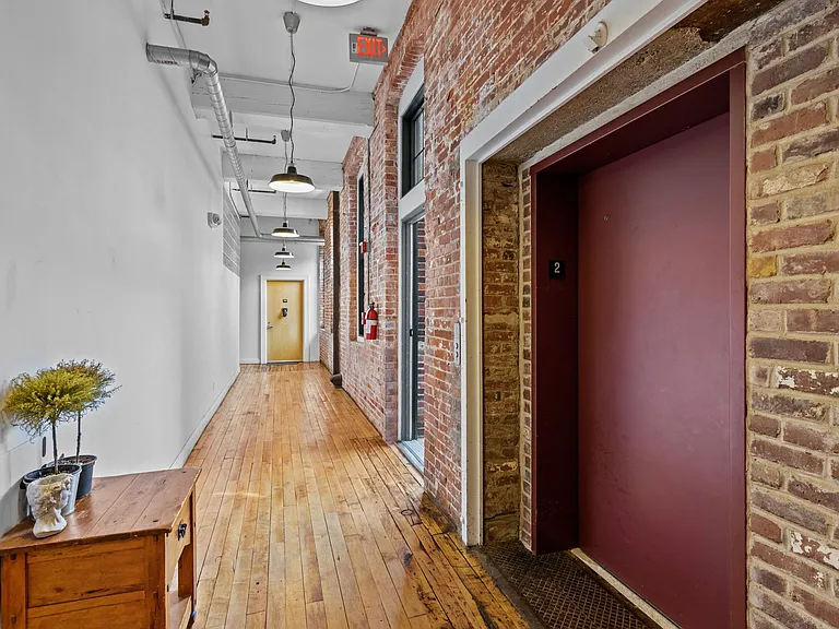 532 Kinsley Ave #205 — Photo 50
