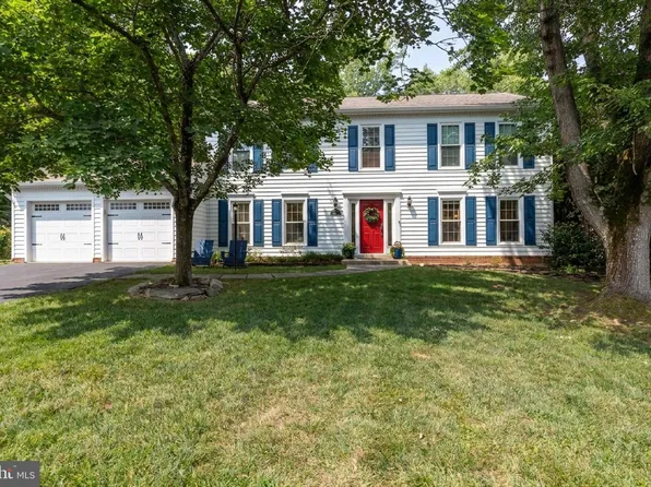 13057 Michie Ct, Woodbridge, VA 22192