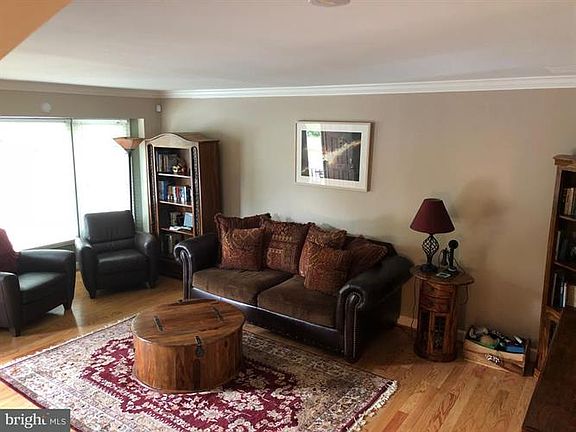2nd image of 9540 Shepherd Hills Dr