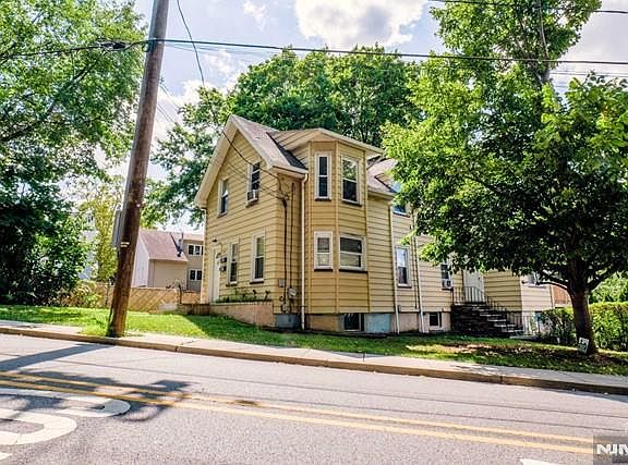 2nd image of 117 Hackensack Avenue