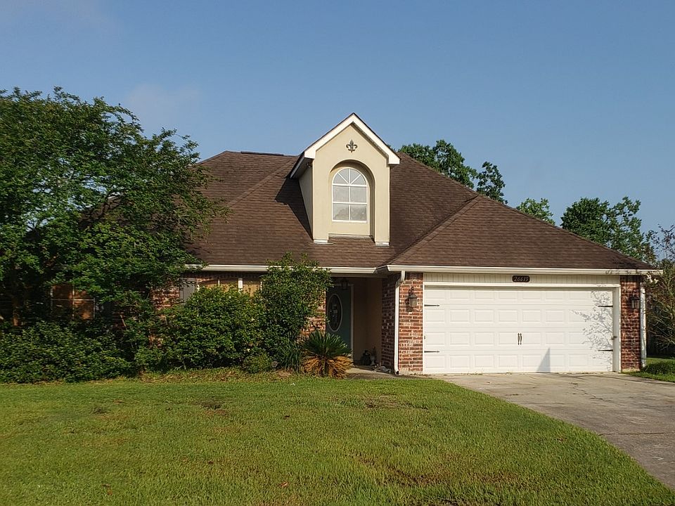 1st image of 26615 Parkwood Dr