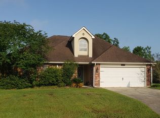 26615 Parkwood Dr, Denham Springs, LA 70726