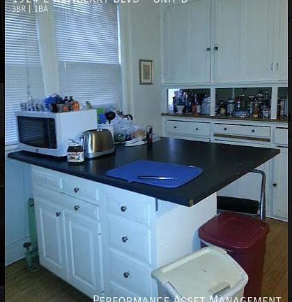 4th image of 1924 E Newberry Blvd Unit B