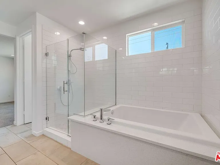 4320 Eagle Rock Blvd #1 — Photo 12