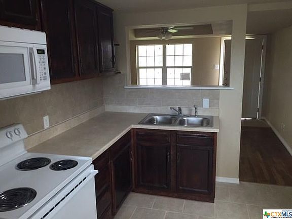 5th image of 2705 Lewis St