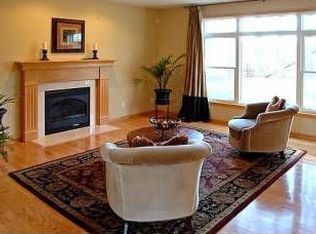 3903 Pine Ln, Saint Bonifacius, MN 55375