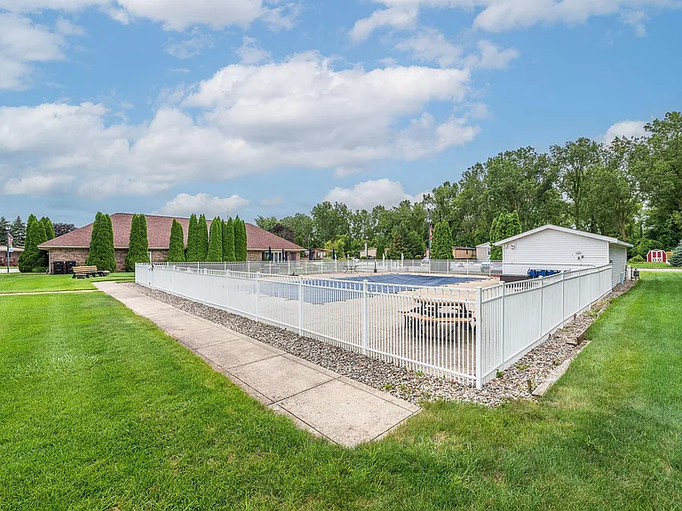 Northtowne Meadows — Photo 15
