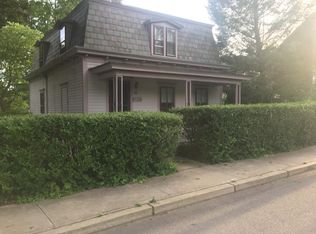 82 Spring St, East Greenwich, RI 02818