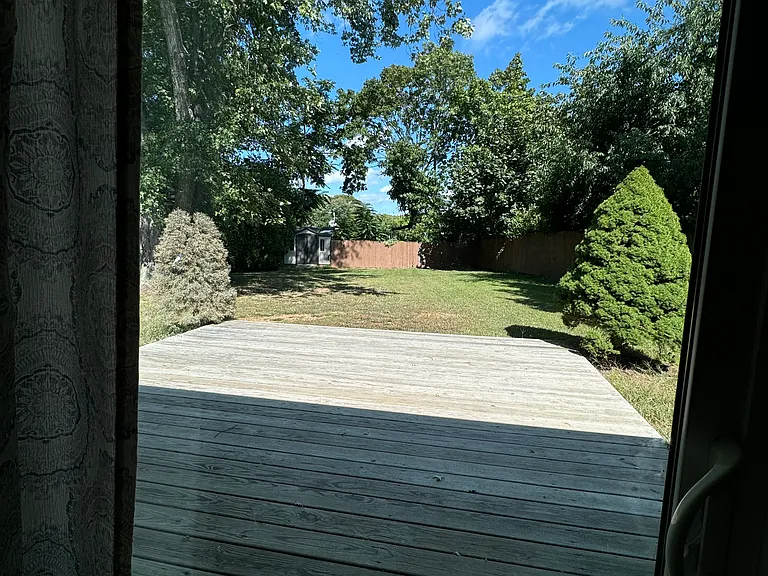 2 Plymouth Ave W — Photo 13