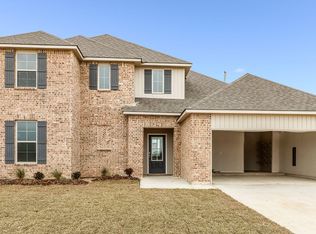 651 Griffiths Ct, Breaux Bridge, LA 70517