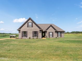 205 Cadet Dr, Senatobia, MS 38668