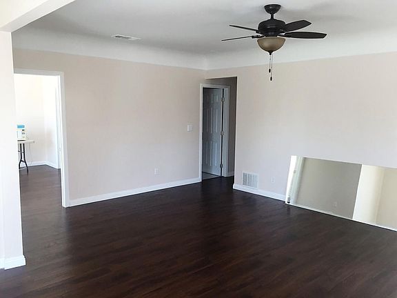 3rd image of 3816 Rosemead Blvd