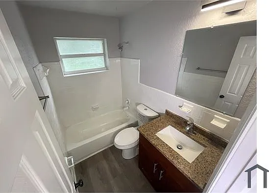2 bed, $2,150 — Photo 4