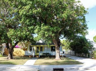 1021 S North St, Lake Worth, FL 33460