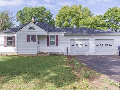 3434 SE 2nd St, Topeka, KS, 66607