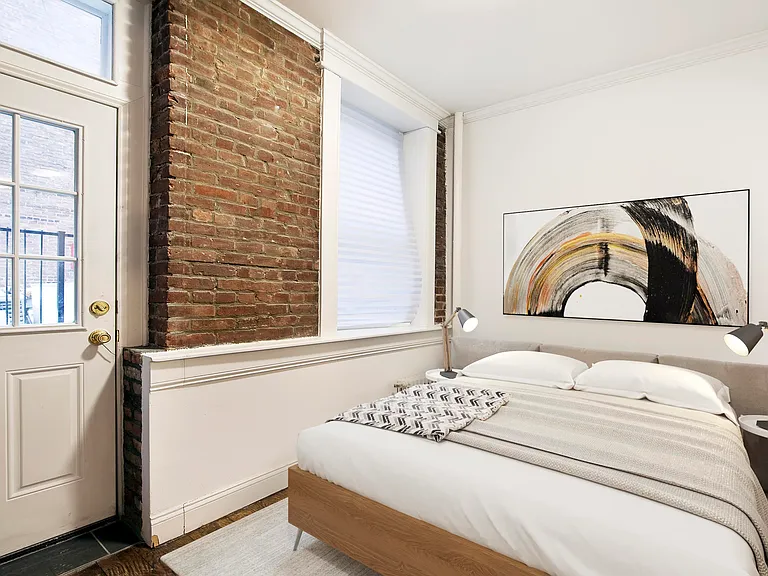 15 Essex St #3 — Photo 3