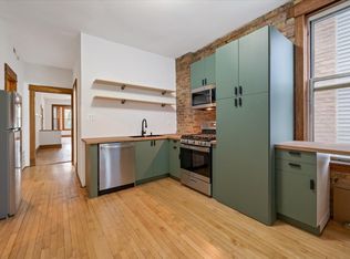 1518 N Kedzie Ave #2, Chicago, IL 60651