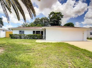 3750 Mundy Ridge Dr, Sarasota, FL 34233