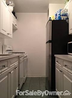 2nd image of 160 W End Ave APT 10L