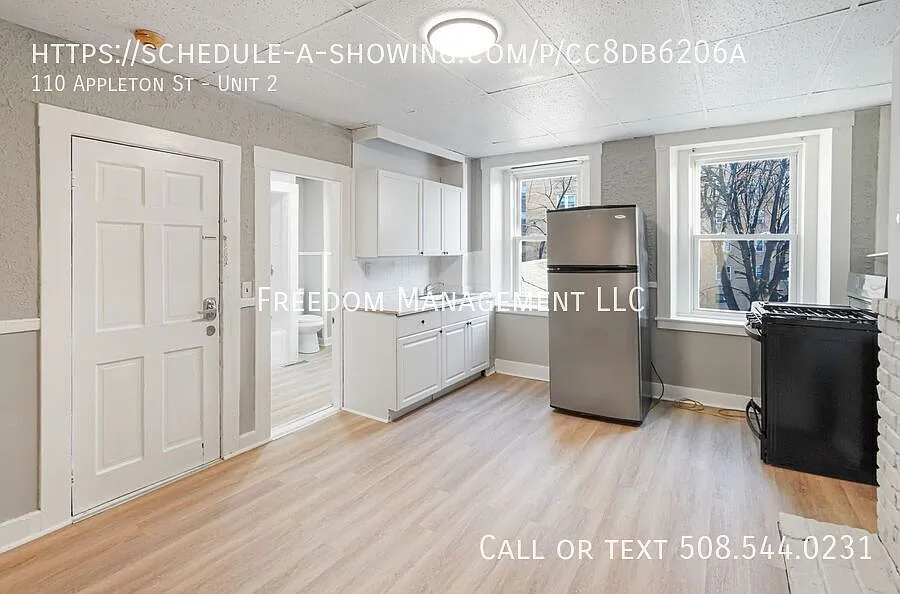 Building Photo - 110 Appleton St #2