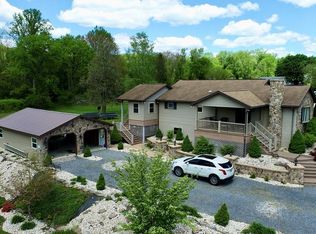 211 Silverford Heights Rd, Mount Union, PA 17066