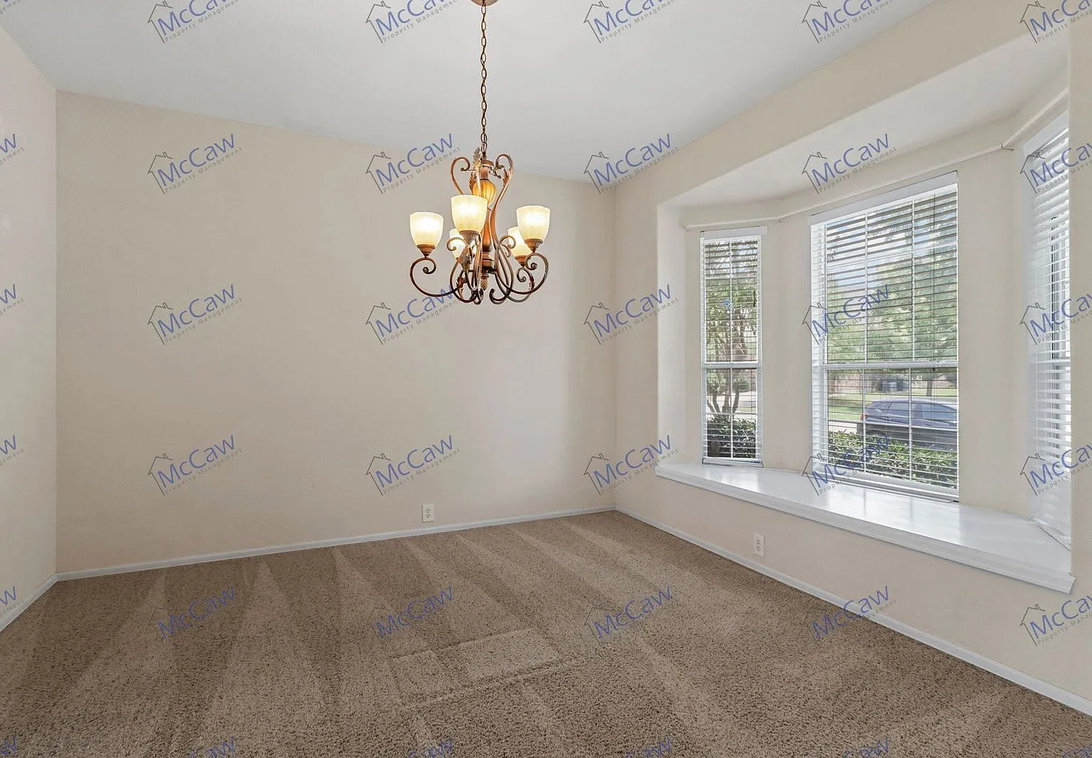 4 bed, 3.0 bath, 2715 sqft, $2,975 — Photo 2