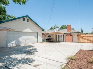 604 E Vista Del Playa Ave, Orange, CA 92865