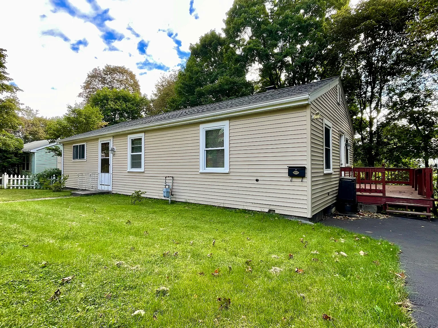 3 bed, 1.5 bath, $2,950 — Photo 1