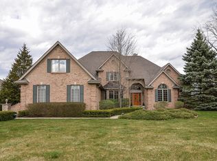 3081 Sand Pebble Cove Dr, Pinckney, MI 48169
