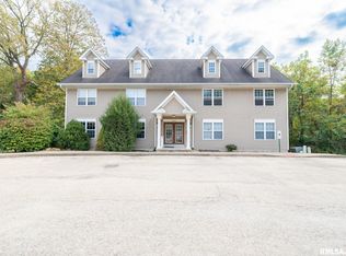 3444 W Dorchester Rdg APT C, Peoria, IL 61604