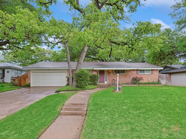 2312 Shady Grove Dr, Bedford, TX 76021