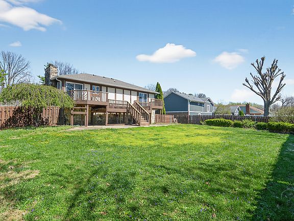 5th image of 607 Rahkewood Dr